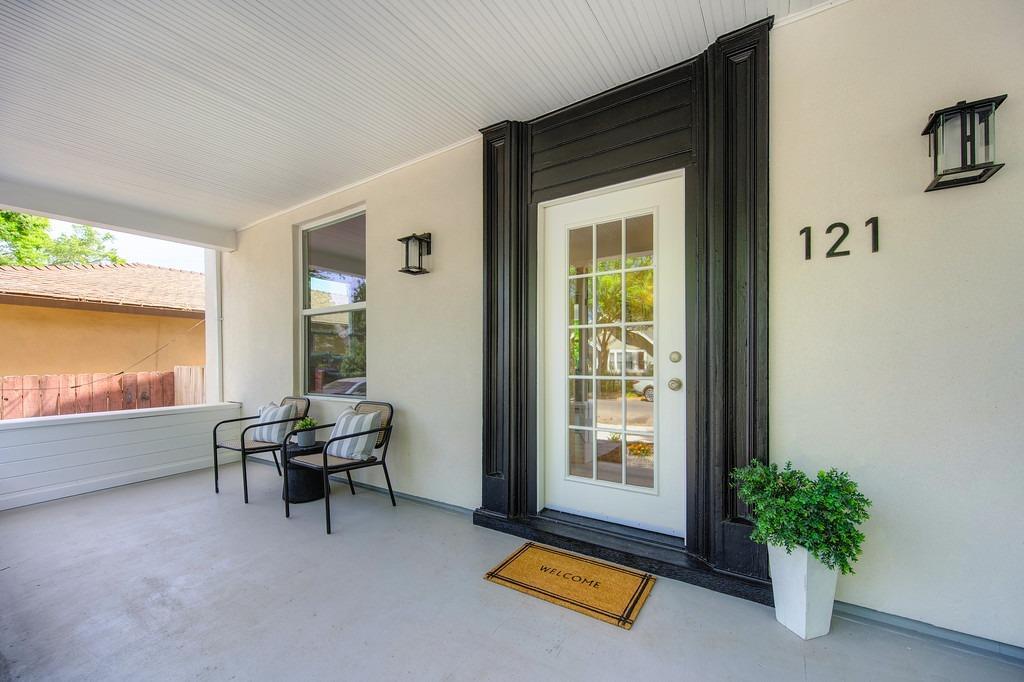 Detail Gallery Image 5 of 81 For 121 1st St, Woodland,  CA 95695 - – Beds | – Baths