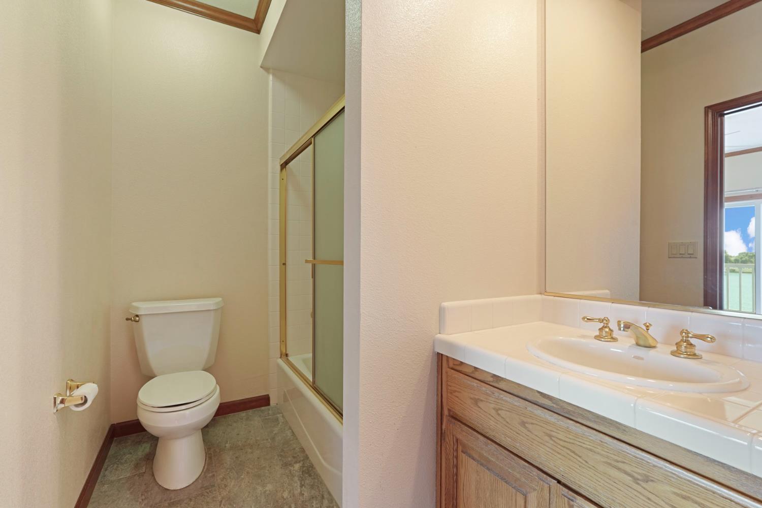 Detail Gallery Image 38 of 46 For 3551 Bluelake Cir, Stockton,  CA 95219 - 5 Beds | 4 Baths
