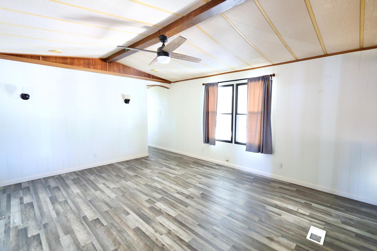 Detail Gallery Image 16 of 24 For 3950 Mack Rd 140, Sacramento,  CA 95823 - 2 Beds | 1/1 Baths