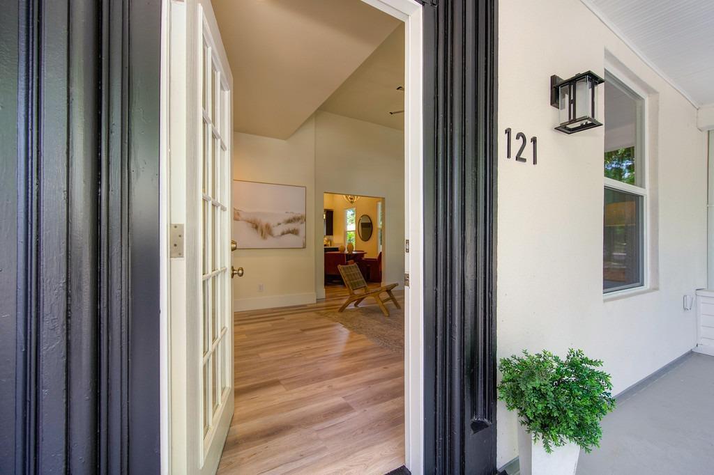 Detail Gallery Image 6 of 81 For 121 1st St, Woodland,  CA 95695 - – Beds | – Baths