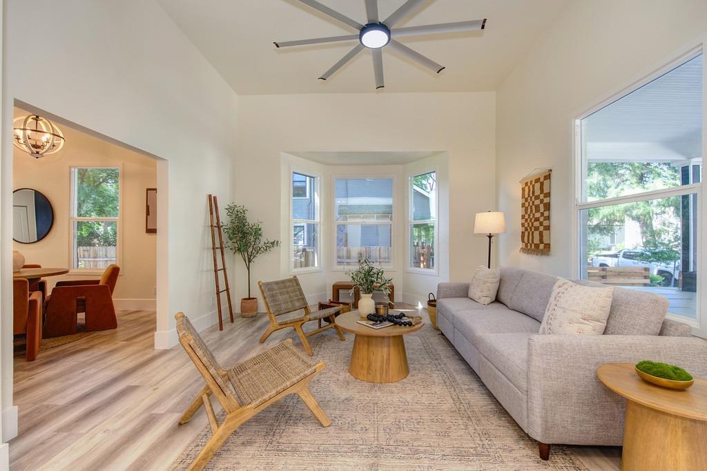 Detail Gallery Image 9 of 81 For 121 1st St, Woodland,  CA 95695 - – Beds | – Baths