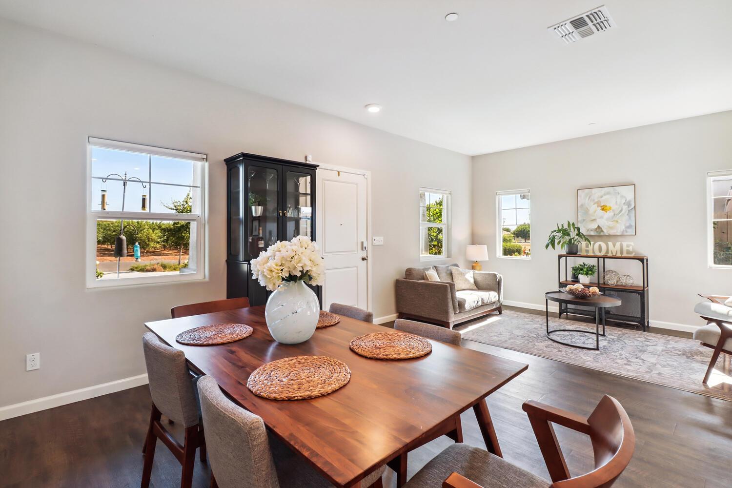 Detail Gallery Image 8 of 62 For 916 Moody Slough Rd, Winters,  CA 95694 - 3 Beds | 2/1 Baths