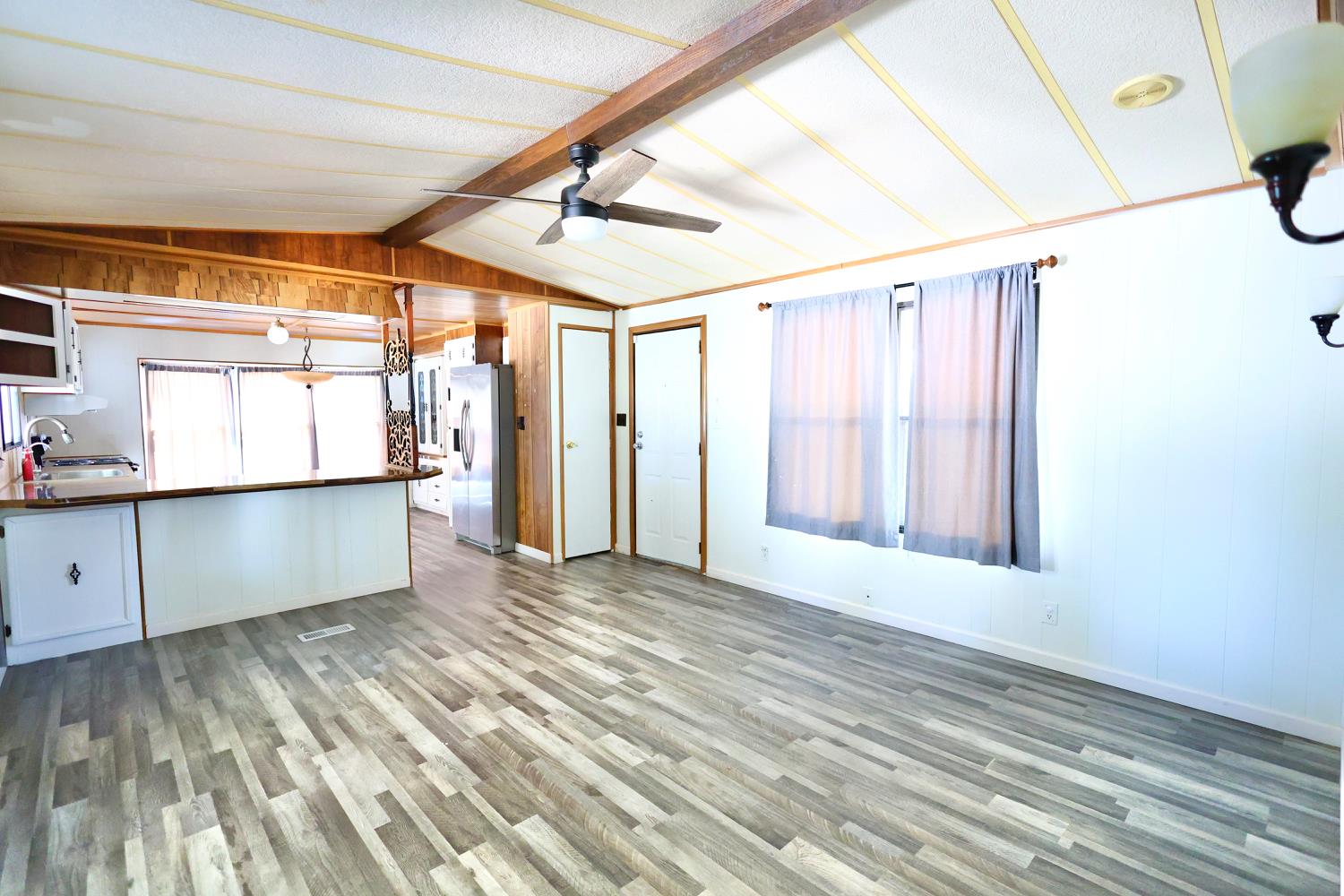 Detail Gallery Image 15 of 24 For 3950 Mack Rd 140, Sacramento,  CA 95823 - 2 Beds | 1/1 Baths