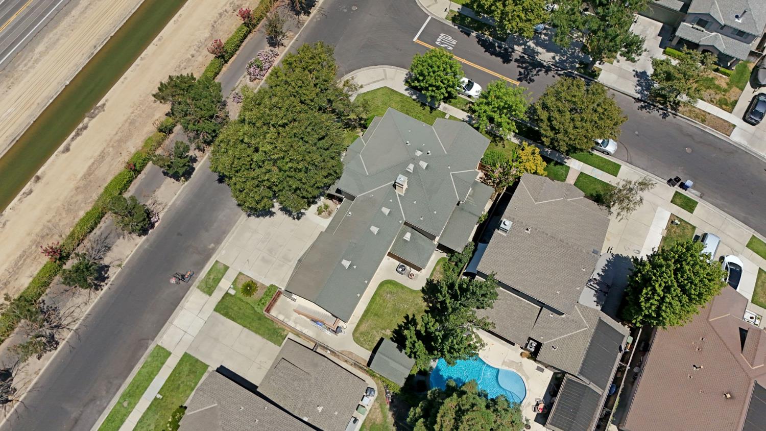 Detail Gallery Image 14 of 78 For 624 Summerton Ln, Turlock,  CA 95382 - 5 Beds | 4 Baths