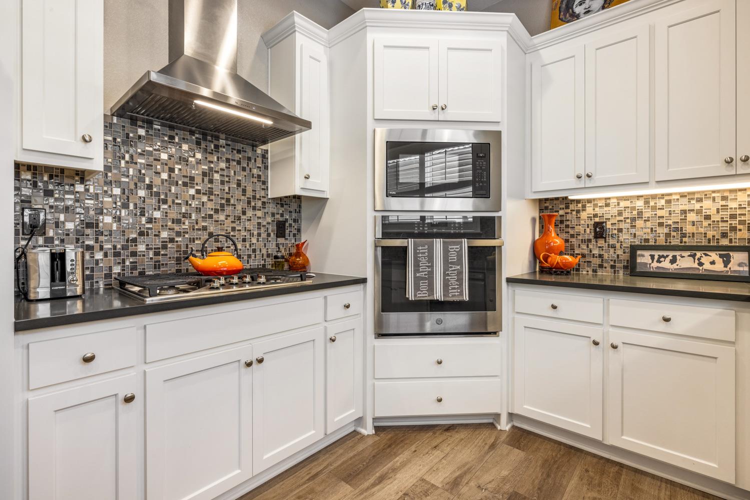 Detail Gallery Image 16 of 38 For 355 via Ziroli, Oakdale,  CA 95361 - 2 Beds | 2/1 Baths