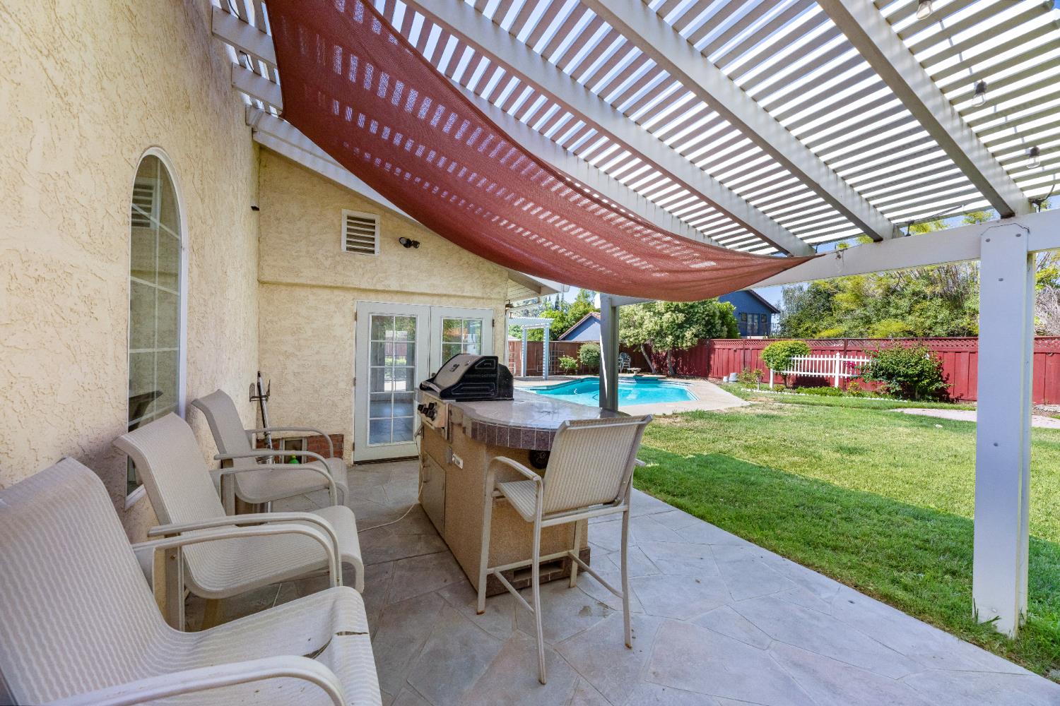 Detail Gallery Image 59 of 61 For 1023 Marsh Creek Ln, Manteca,  CA 95336 - 4 Beds | 2/1 Baths