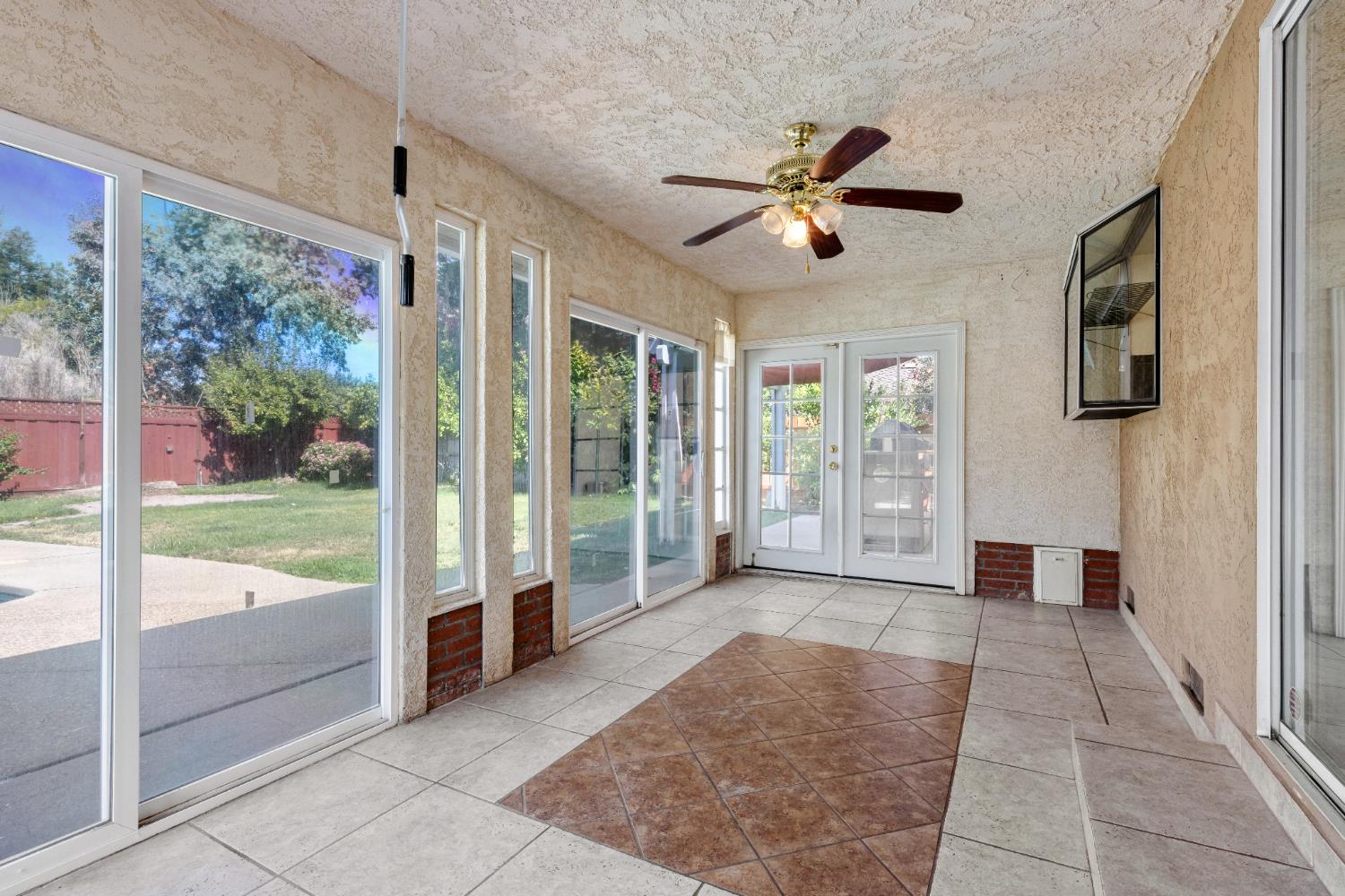 Detail Gallery Image 55 of 61 For 1023 Marsh Creek Ln, Manteca,  CA 95336 - 4 Beds | 2/1 Baths