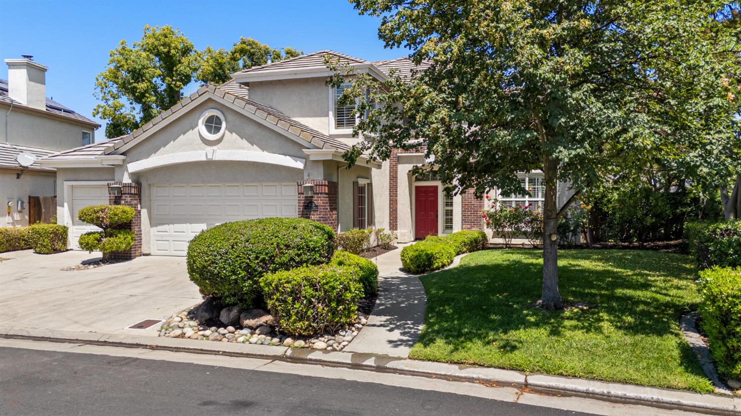 Detail Gallery Image 2 of 70 For 4231 Pinehurst Cir, Stockton,  CA 95219 - 4 Beds | 3 Baths