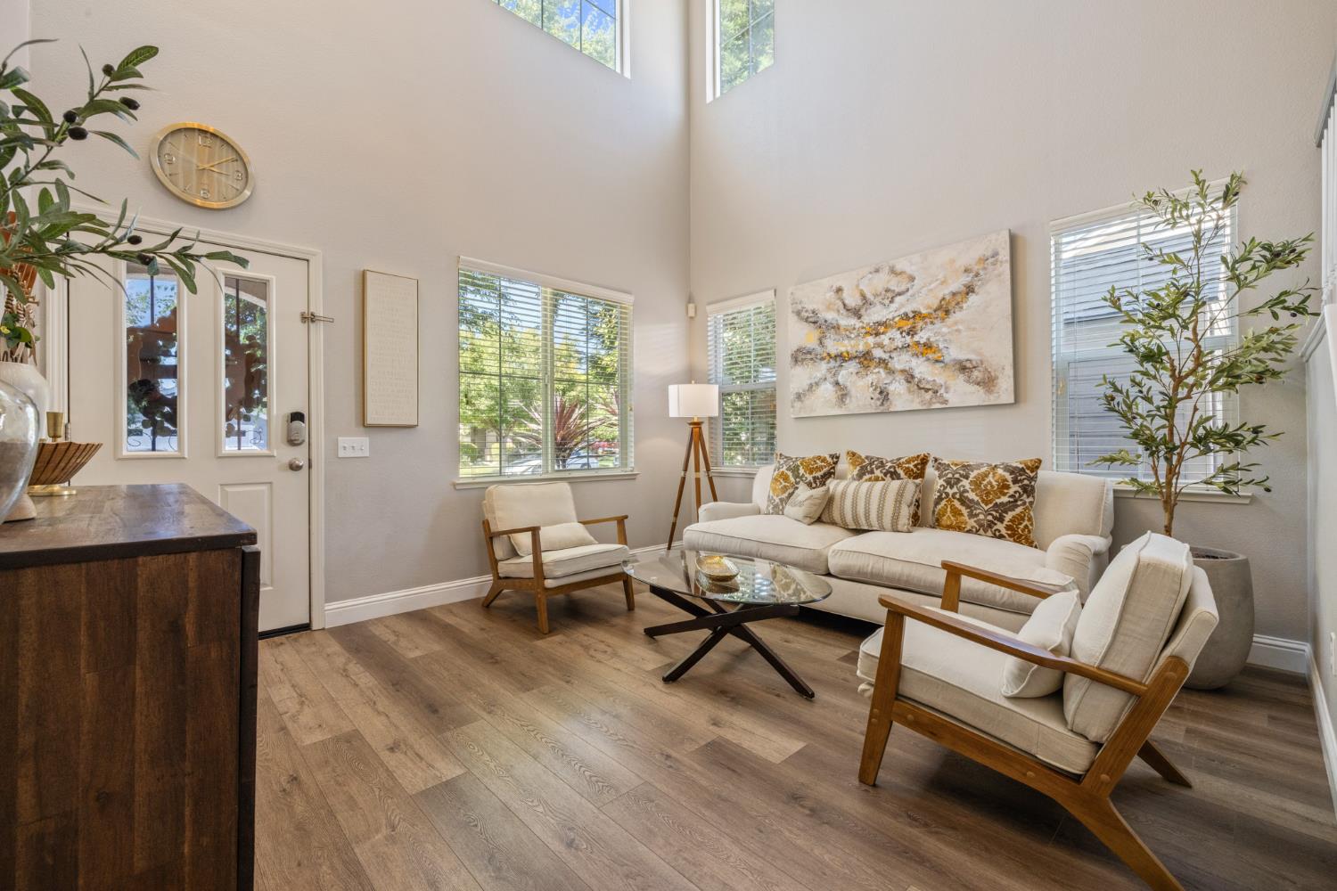 Detail Gallery Image 6 of 39 For 2312 Mountain Springs Dr, Turlock,  CA 95382 - 4 Beds | 3 Baths