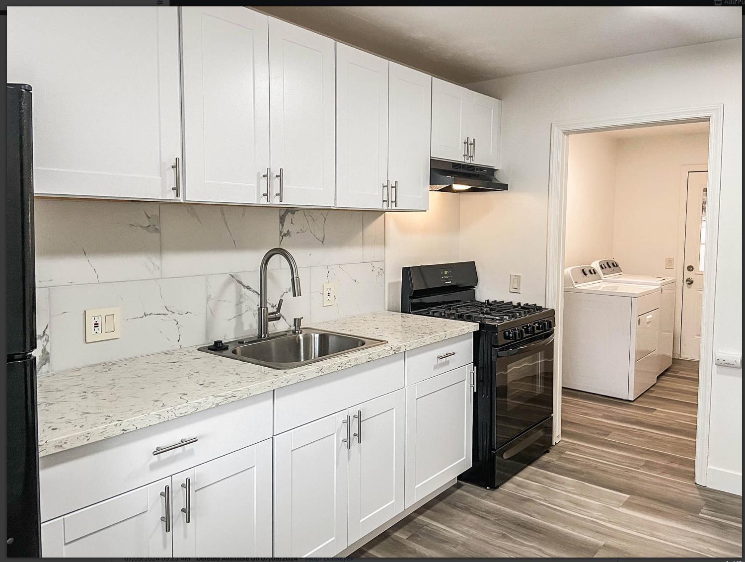 Detail Gallery Image 3 of 7 For 2372 Albatross Way, Sacramento,  CA 95815 - – Beds | – Baths