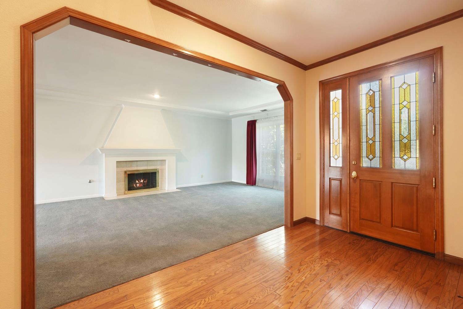 Detail Gallery Image 8 of 46 For 3551 Bluelake Cir, Stockton,  CA 95219 - 5 Beds | 4 Baths