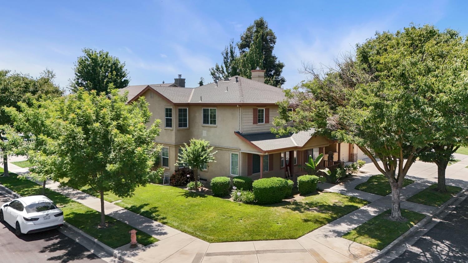 Detail Gallery Image 4 of 78 For 624 Summerton Ln, Turlock,  CA 95382 - 5 Beds | 4 Baths