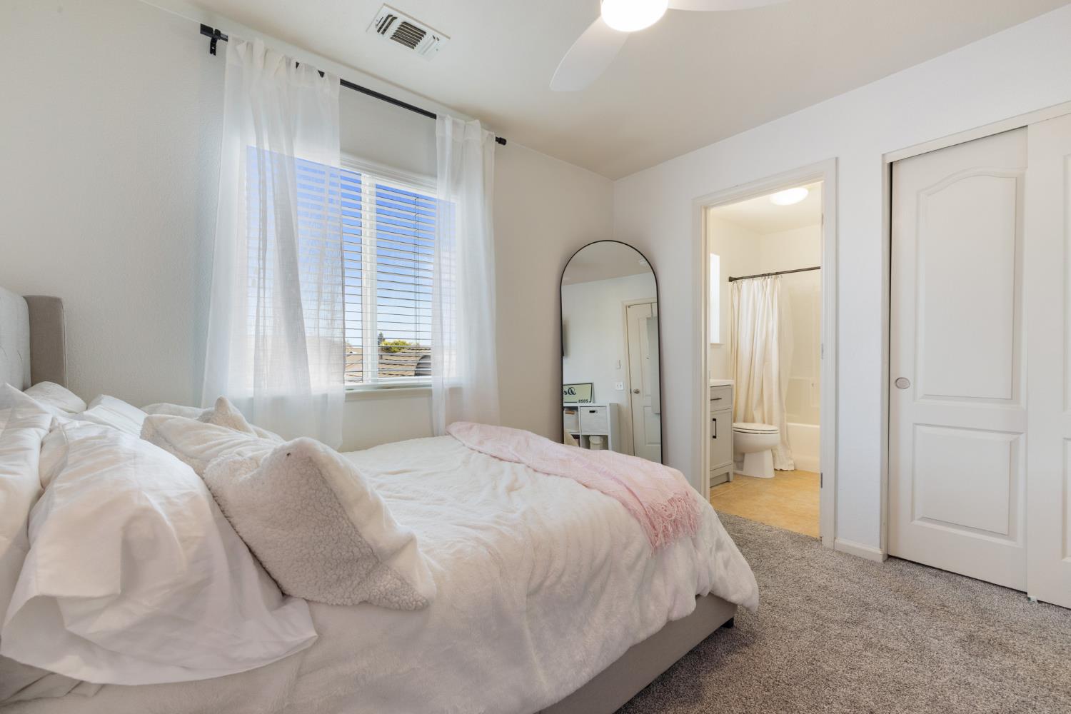 Detail Gallery Image 22 of 39 For 2312 Mountain Springs Dr, Turlock,  CA 95382 - 4 Beds | 3 Baths