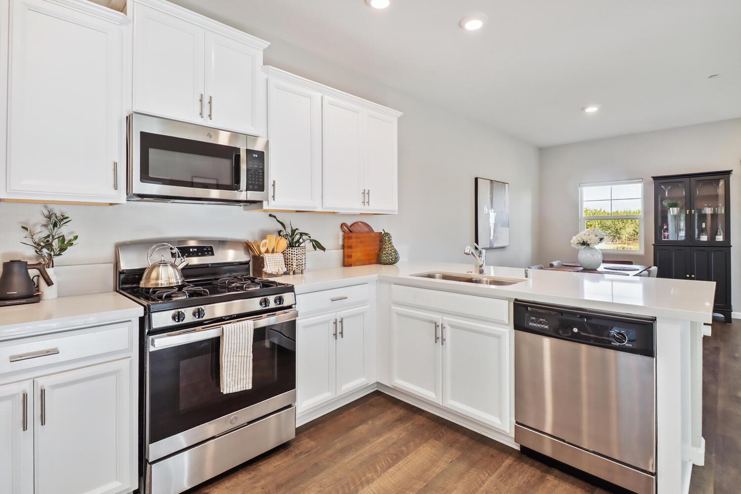 Detail Gallery Image 14 of 62 For 916 Moody Slough Rd, Winters,  CA 95694 - 3 Beds | 2/1 Baths