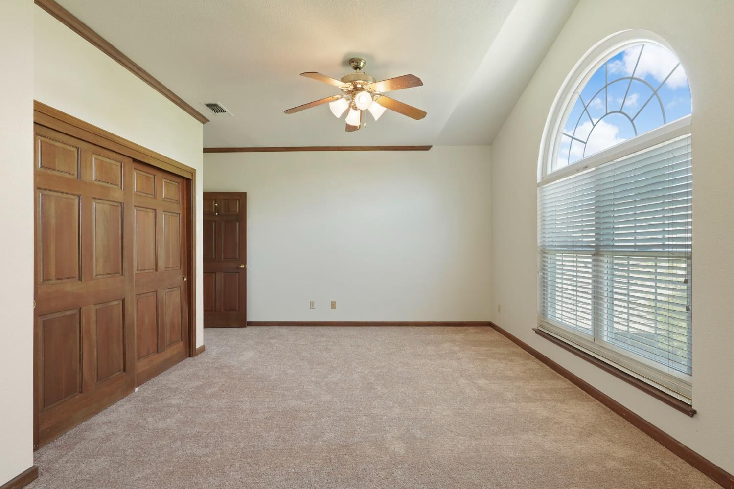 Detail Gallery Image 36 of 46 For 3551 Bluelake Cir, Stockton,  CA 95219 - 5 Beds | 4 Baths