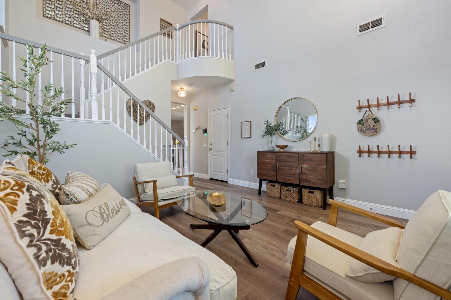 Detail Gallery Image 7 of 39 For 2312 Mountain Springs Dr, Turlock,  CA 95382 - 4 Beds | 3 Baths