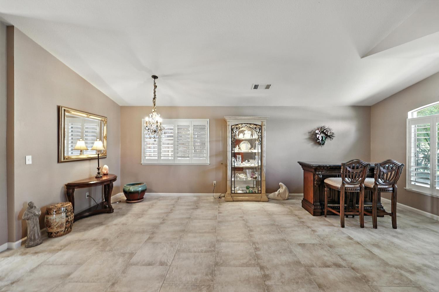 Detail Gallery Image 7 of 36 For 1620 Fairway Dr, Atwater,  CA 95301 - 4 Beds | 2 Baths