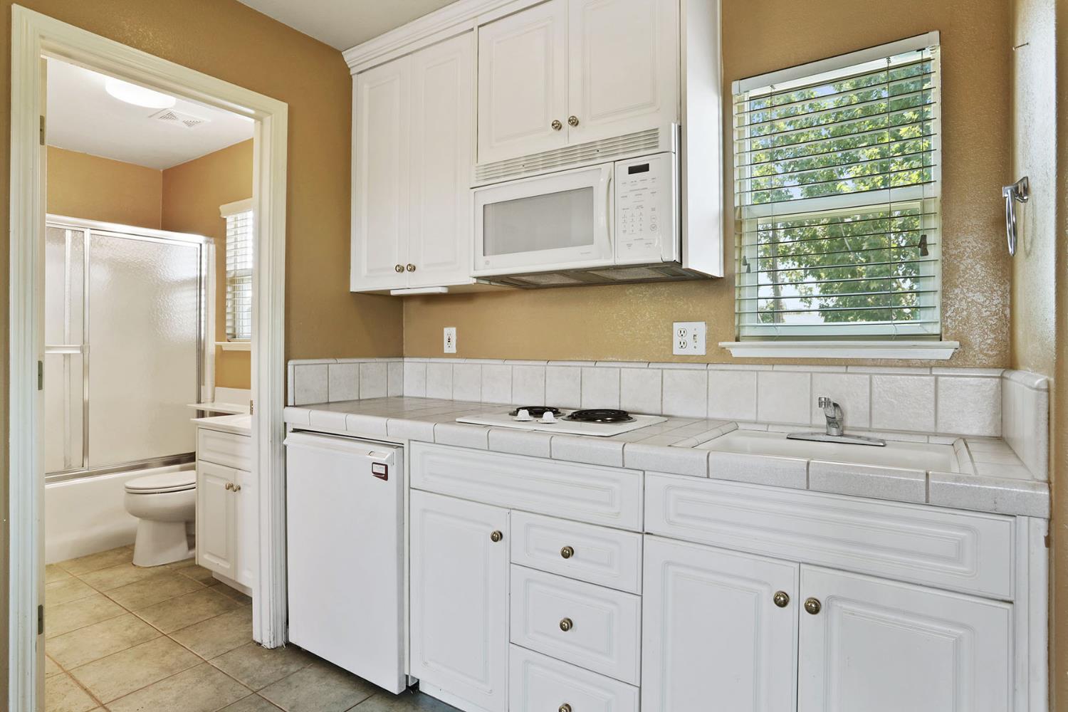 Detail Gallery Image 21 of 78 For 624 Summerton Ln, Turlock,  CA 95382 - 5 Beds | 4 Baths