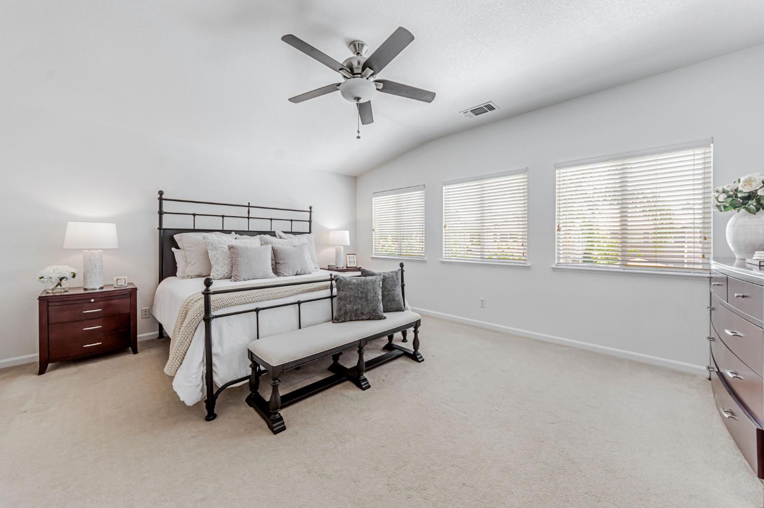 Detail Gallery Image 35 of 59 For 2314 Idaho Way, Yuba City,  CA 95991 - 4 Beds | 3 Baths