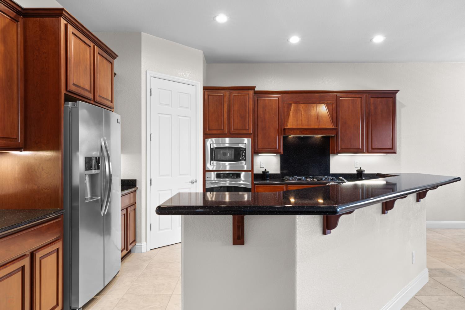 Detail Gallery Image 23 of 97 For 1377 Cobblecreek St, Manteca,  CA 95336 - 2 Beds | 2/1 Baths