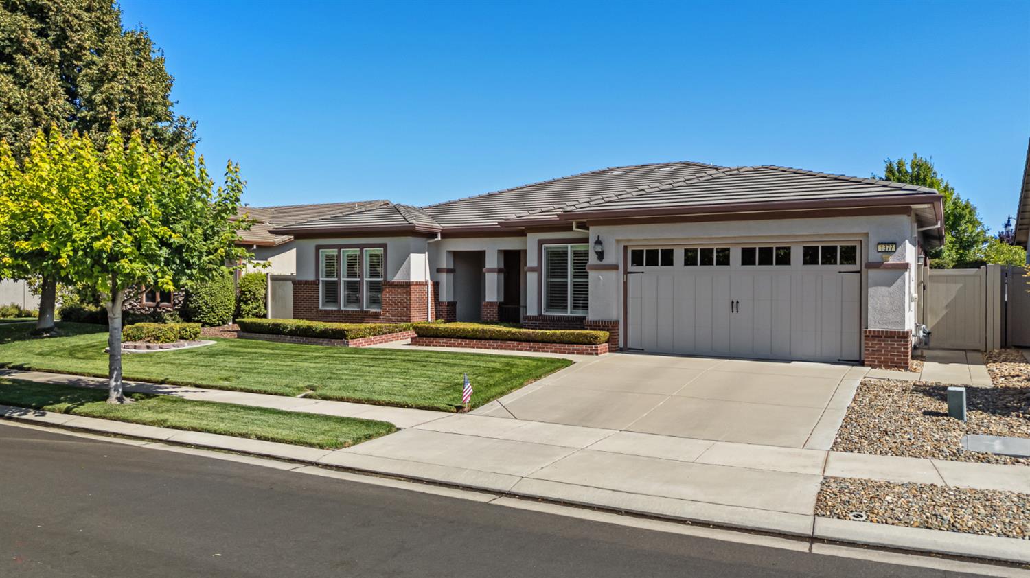 Detail Gallery Image 2 of 97 For 1377 Cobblecreek St, Manteca,  CA 95336 - 2 Beds | 2/1 Baths