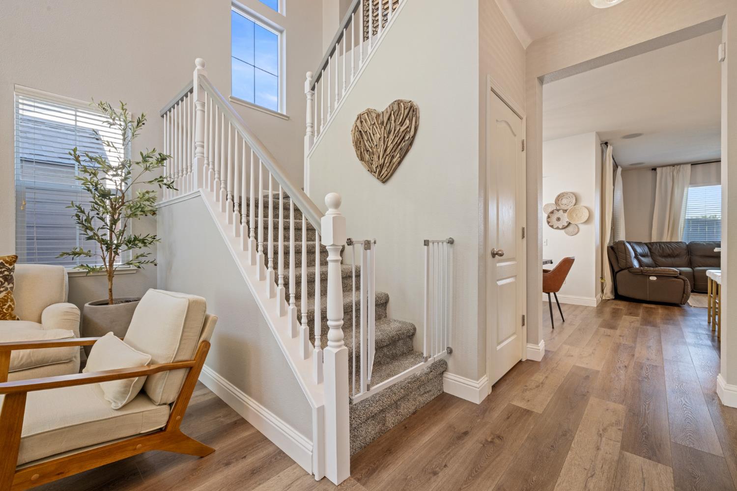 Detail Gallery Image 9 of 39 For 2312 Mountain Springs Dr, Turlock,  CA 95382 - 4 Beds | 3 Baths