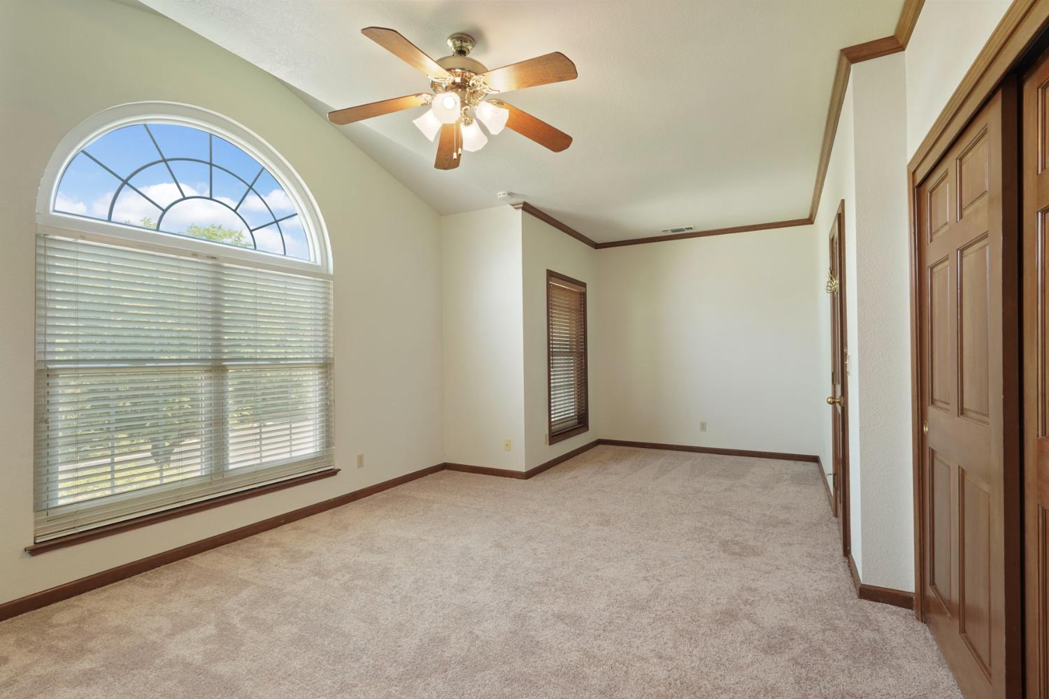 Detail Gallery Image 37 of 46 For 3551 Bluelake Cir, Stockton,  CA 95219 - 5 Beds | 4 Baths