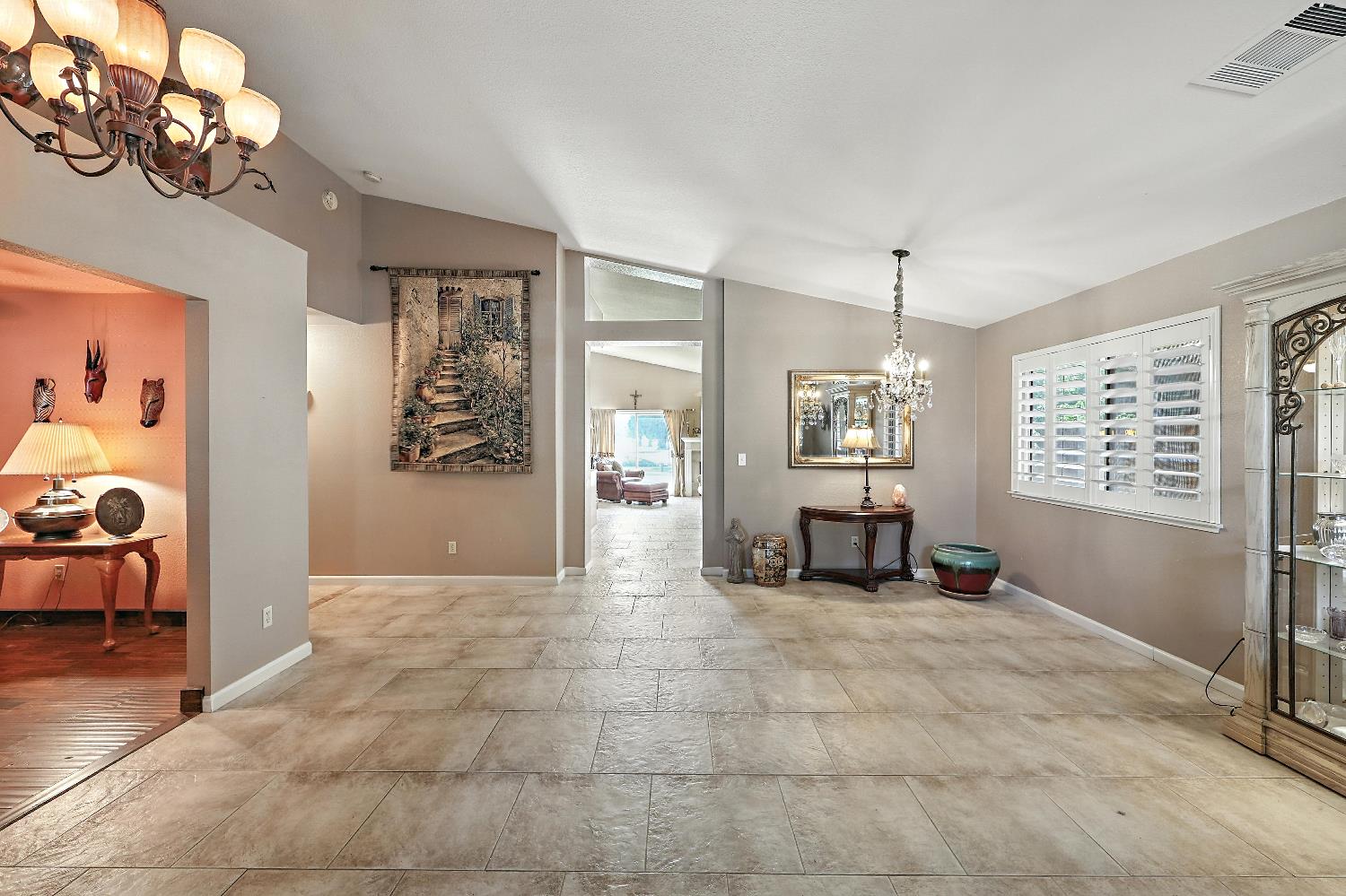 Detail Gallery Image 8 of 36 For 1620 Fairway Dr, Atwater,  CA 95301 - 4 Beds | 2 Baths