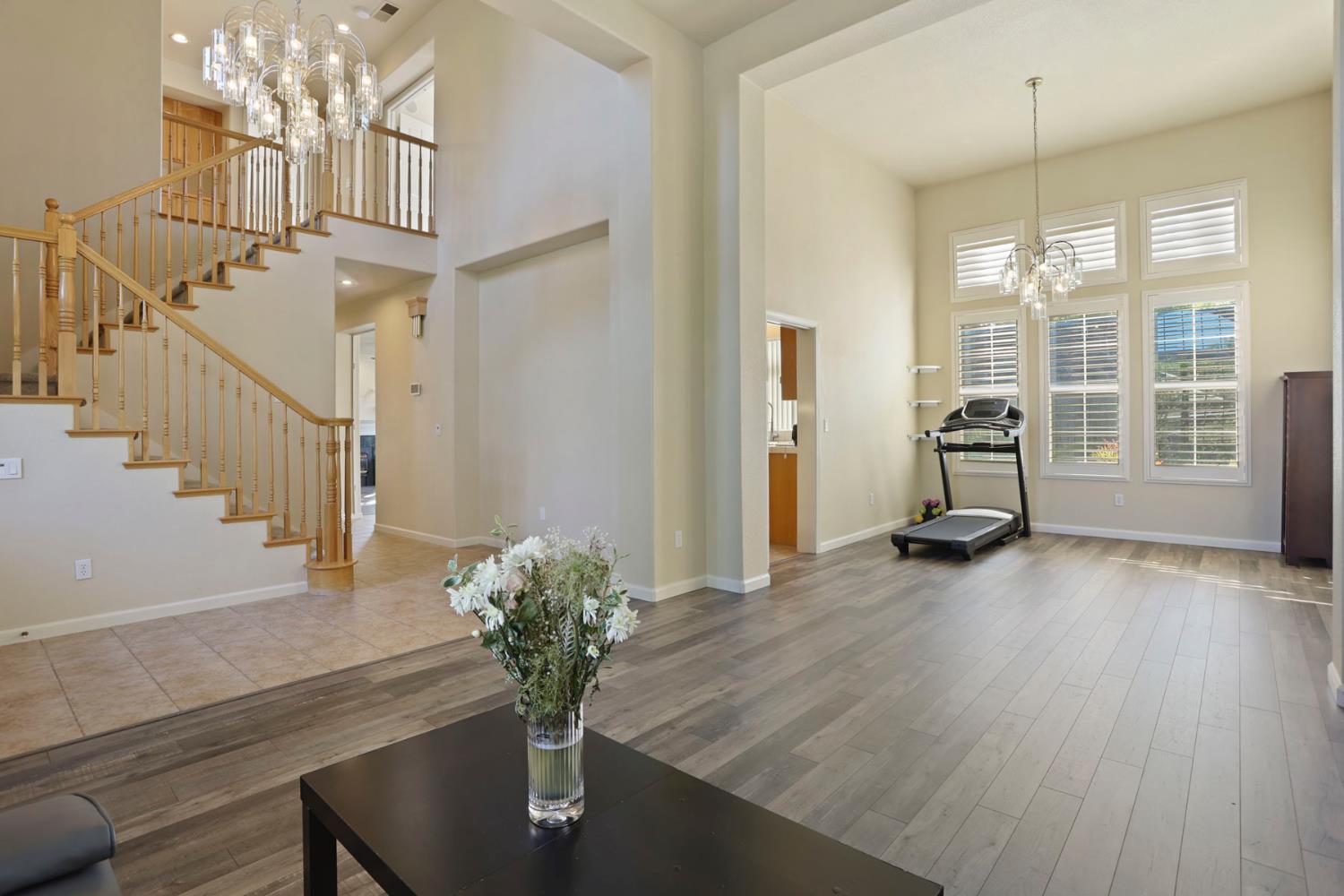 Detail Gallery Image 15 of 60 For 4240 Pinehurst Cir, Stockton,  CA 95219 - 4 Beds | 3 Baths