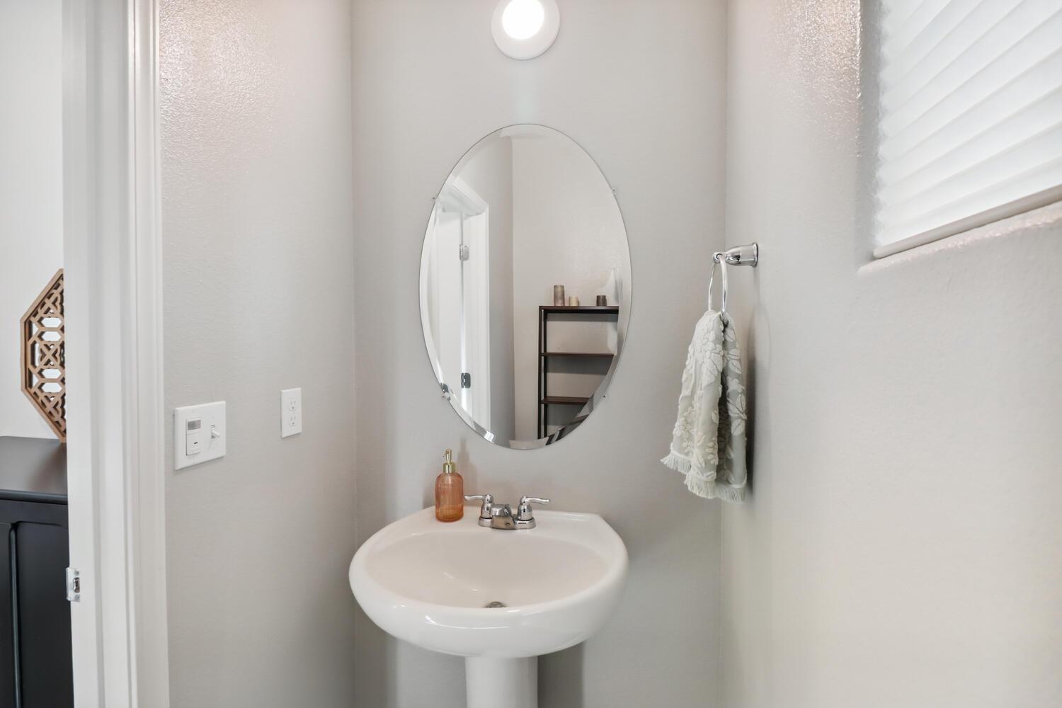Detail Gallery Image 30 of 62 For 916 Moody Slough Rd, Winters,  CA 95694 - 3 Beds | 2/1 Baths