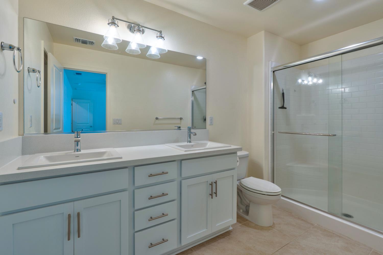 Detail Gallery Image 38 of 72 For 753 Heitz Way, Merced,  CA 95348 - 5 Beds | 3/1 Baths