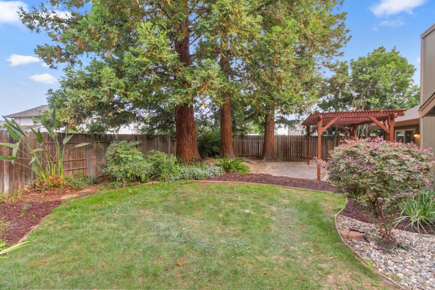 Rhoades Way, Folsom, California image 40