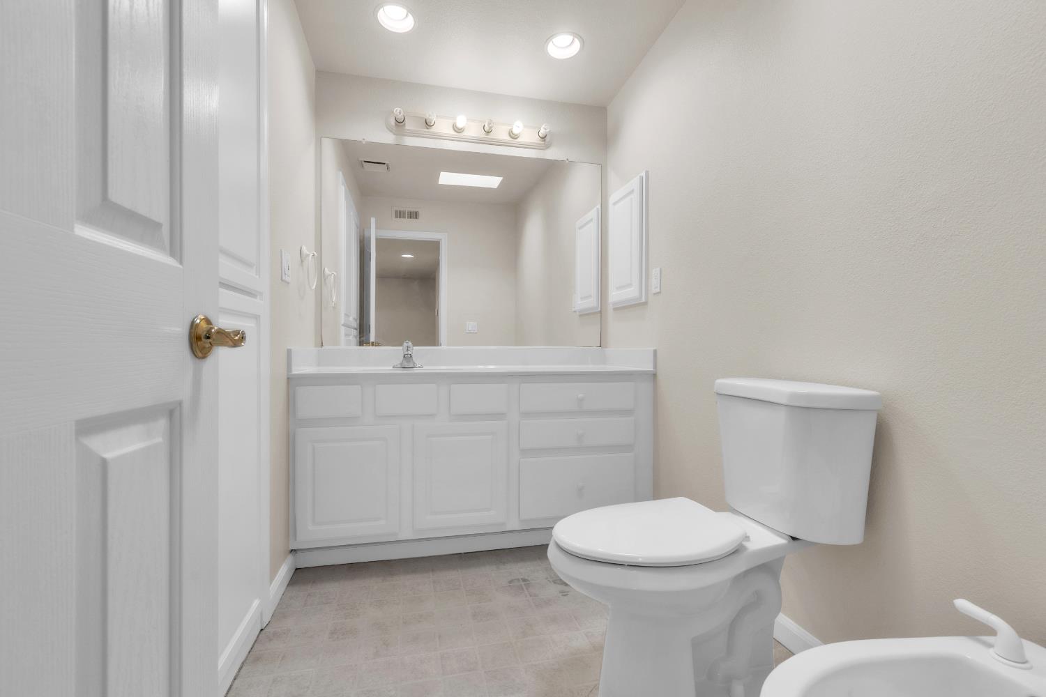 Detail Gallery Image 7 of 28 For 911 Princeton Pl, Woodland,  CA 95695 - 2 Beds | 1/1 Baths