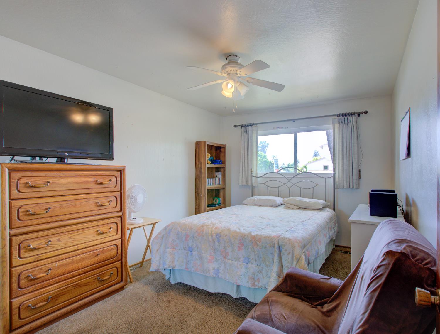 Detail Gallery Image 23 of 41 For 701 W 6th St, Gilroy,  CA 95020 - 3 Beds | 2 Baths