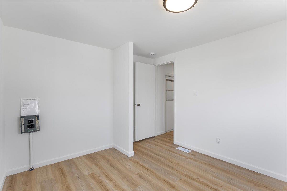 Detail Gallery Image 15 of 17 For 555 Mclaughlin Avenue 42, San Jose,  CA 95116 - 1 Beds | 1 Baths