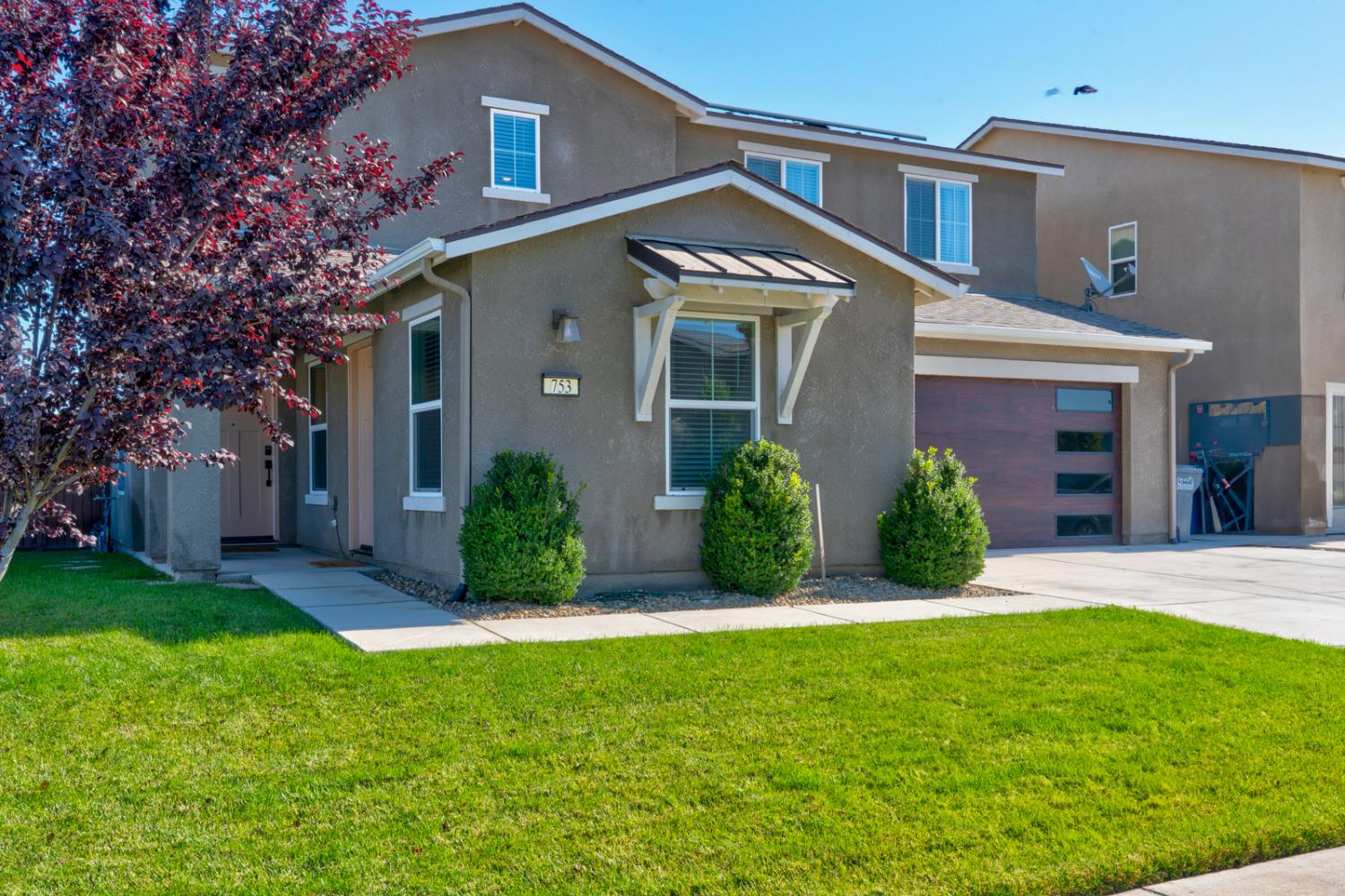 Detail Gallery Image 3 of 72 For 753 Heitz Way, Merced,  CA 95348 - 5 Beds | 3/1 Baths