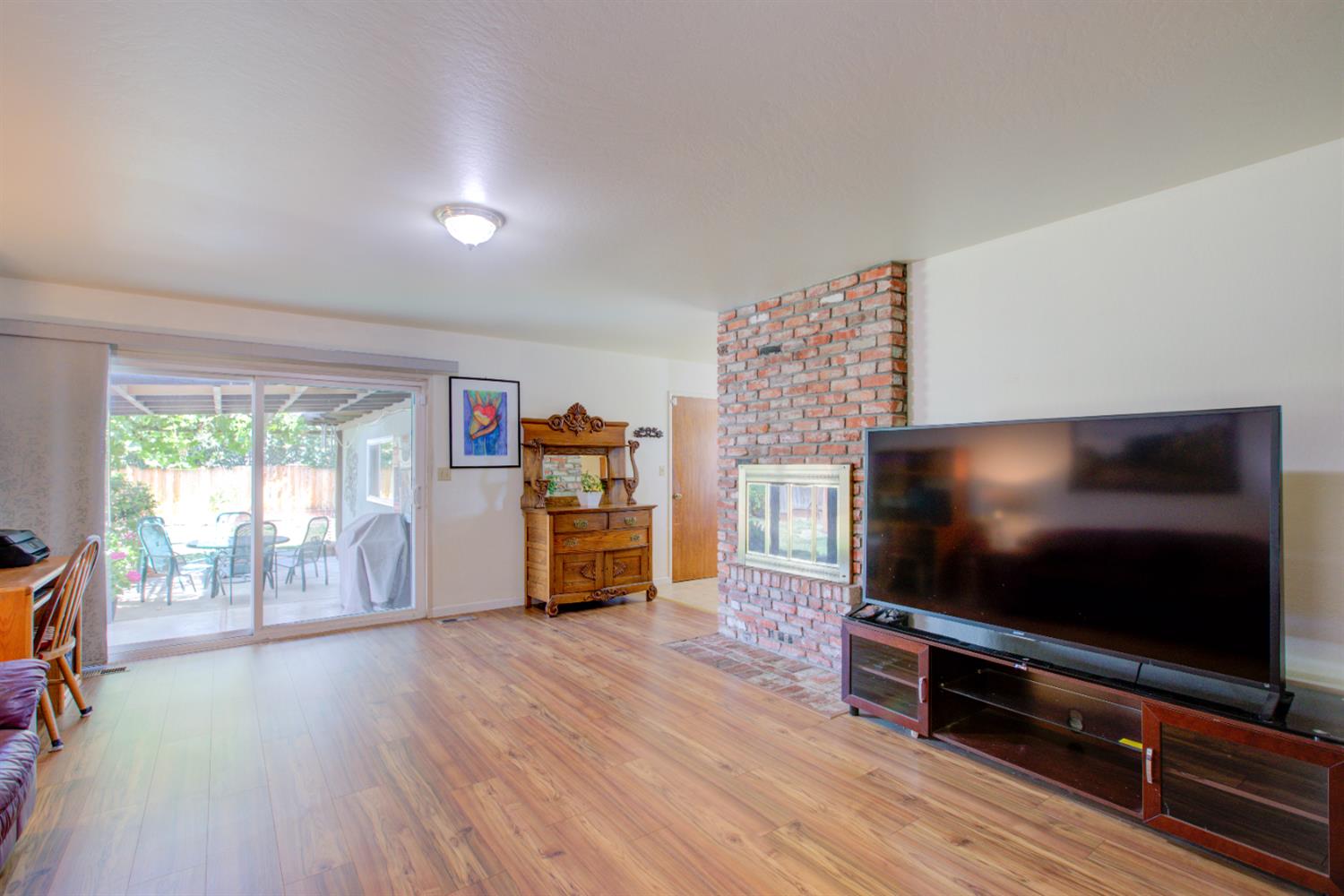 Detail Gallery Image 11 of 41 For 701 W 6th St, Gilroy,  CA 95020 - 3 Beds | 2 Baths
