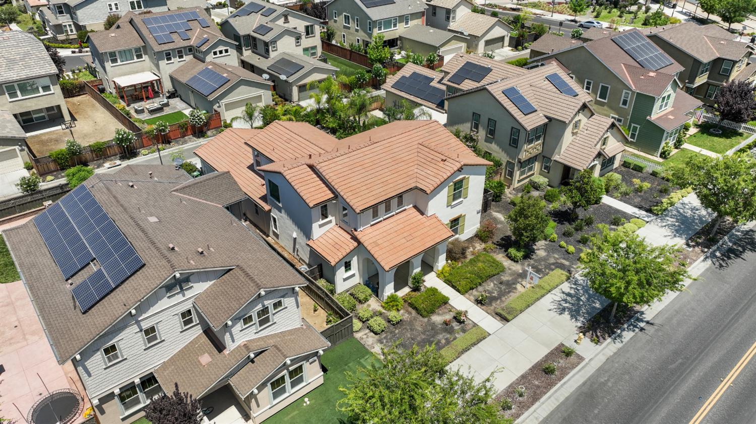 Detail Gallery Image 71 of 75 For 2351 Ellis Town Dr, Tracy,  CA 95377 - 4 Beds | 3 Baths