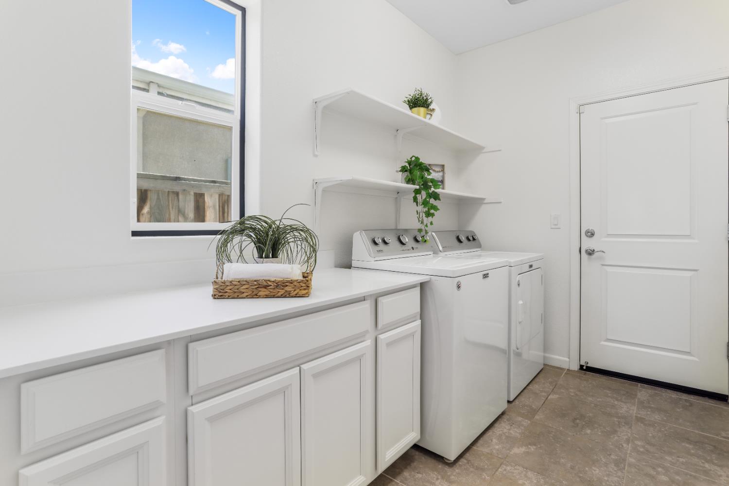 Detail Gallery Image 29 of 75 For 2351 Ellis Town Dr, Tracy,  CA 95377 - 4 Beds | 3 Baths