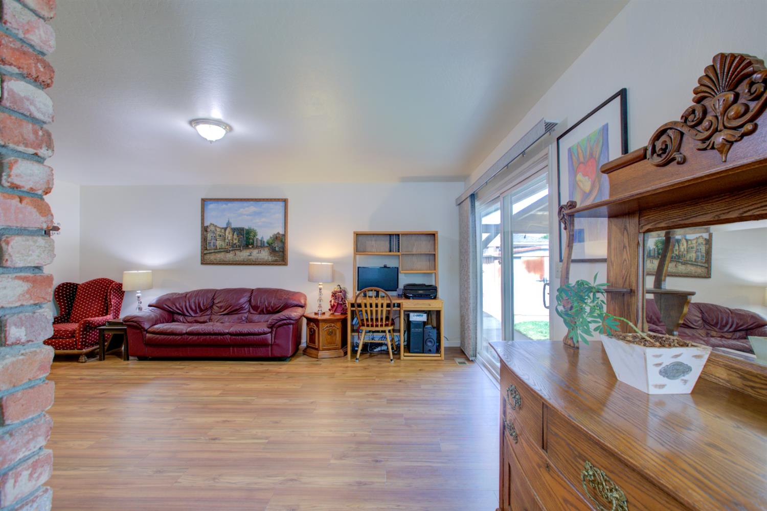 Detail Gallery Image 13 of 41 For 701 W 6th St, Gilroy,  CA 95020 - 3 Beds | 2 Baths