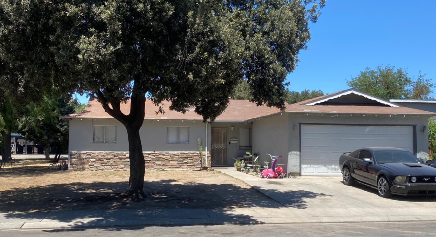 Detail Gallery Image 1 of 1 For 2317 Jeanine Dr, Modesto,  CA 95355 - 3 Beds | 2 Baths