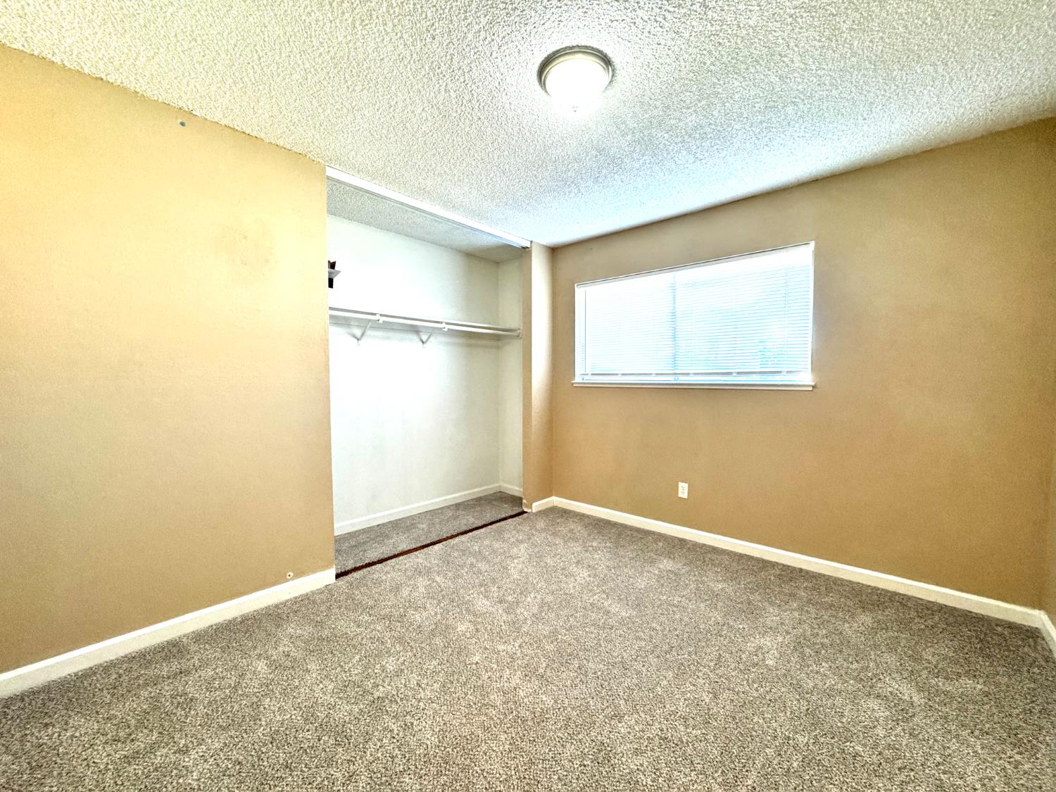 Detail Gallery Image 17 of 24 For 1813 Murrietta Ln, Modesto,  CA 95355 - 3 Beds | 2 Baths