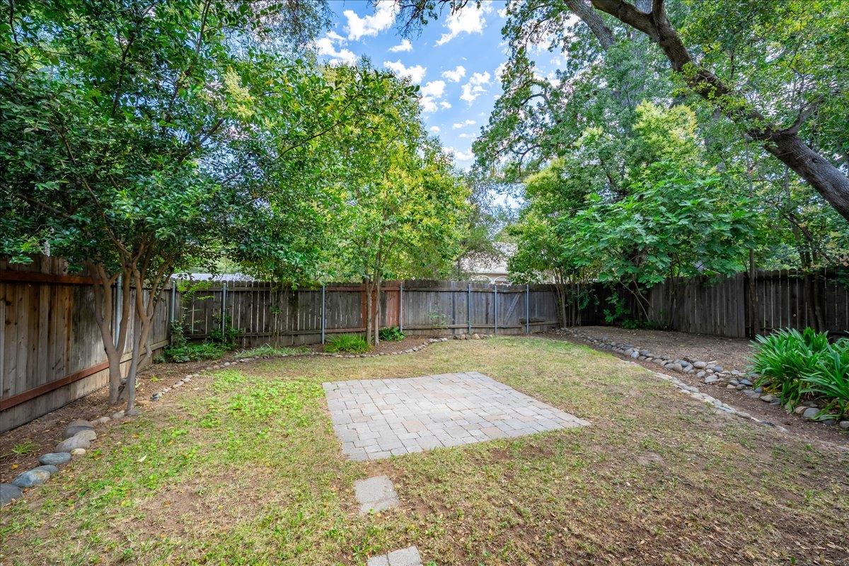 Detail Gallery Image 23 of 82 For 6933 Folsom Oaks Ct, Granite Bay,  CA 95746 - – Beds | – Baths