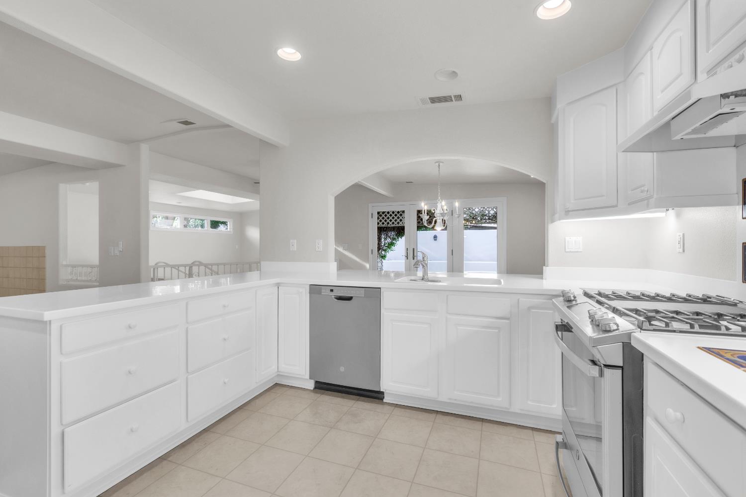 Detail Gallery Image 17 of 28 For 911 Princeton Pl, Woodland,  CA 95695 - 2 Beds | 1/1 Baths