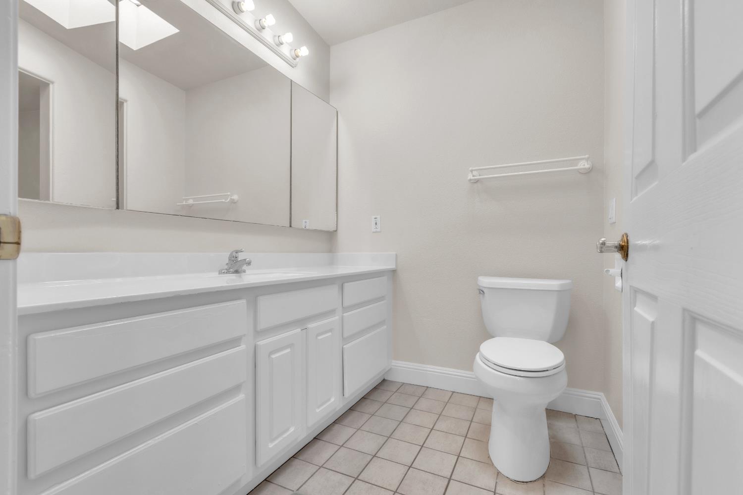 Detail Gallery Image 10 of 28 For 911 Princeton Pl, Woodland,  CA 95695 - 2 Beds | 1/1 Baths