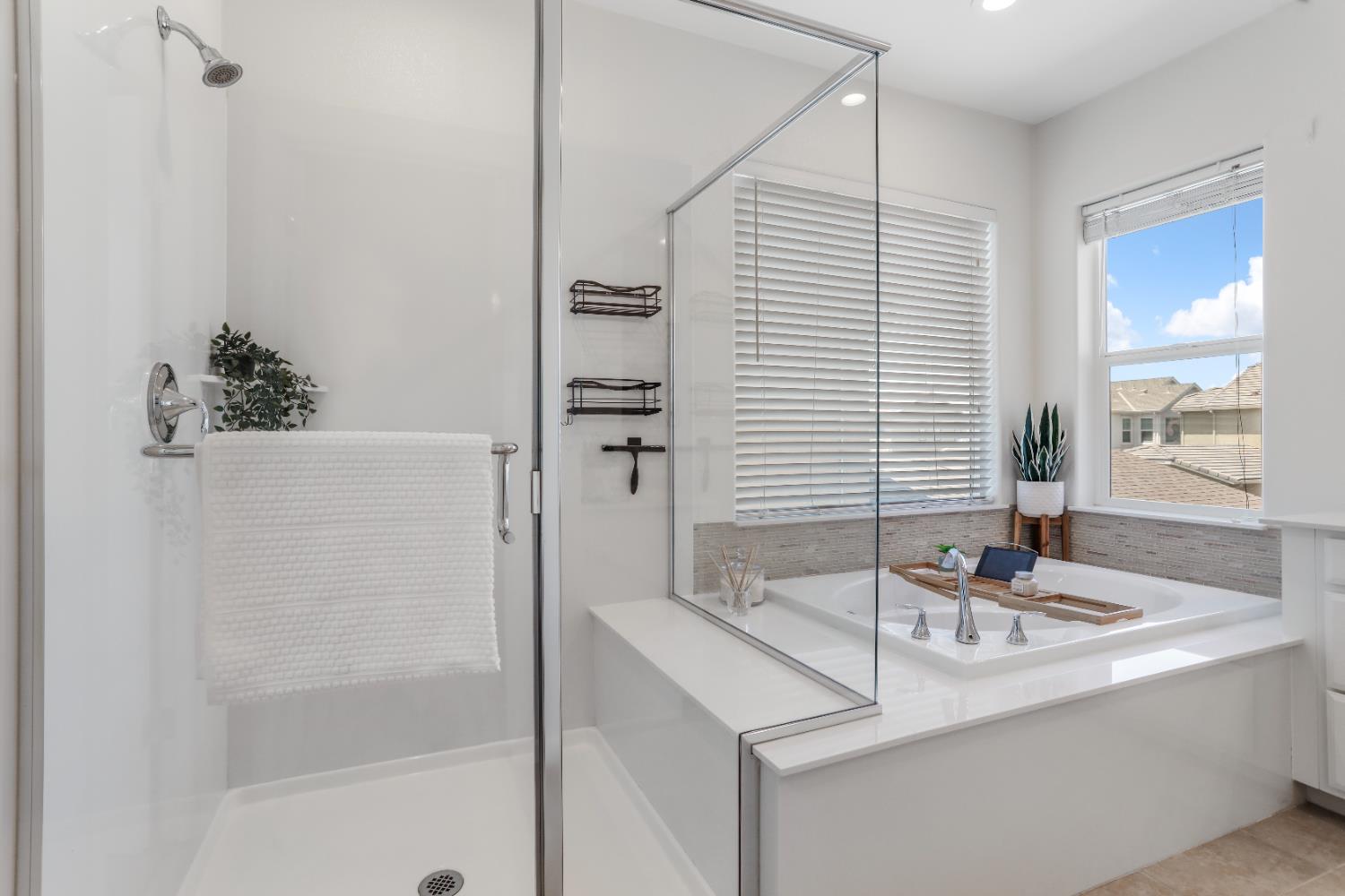 Detail Gallery Image 37 of 75 For 2351 Ellis Town Dr, Tracy,  CA 95377 - 4 Beds | 3 Baths
