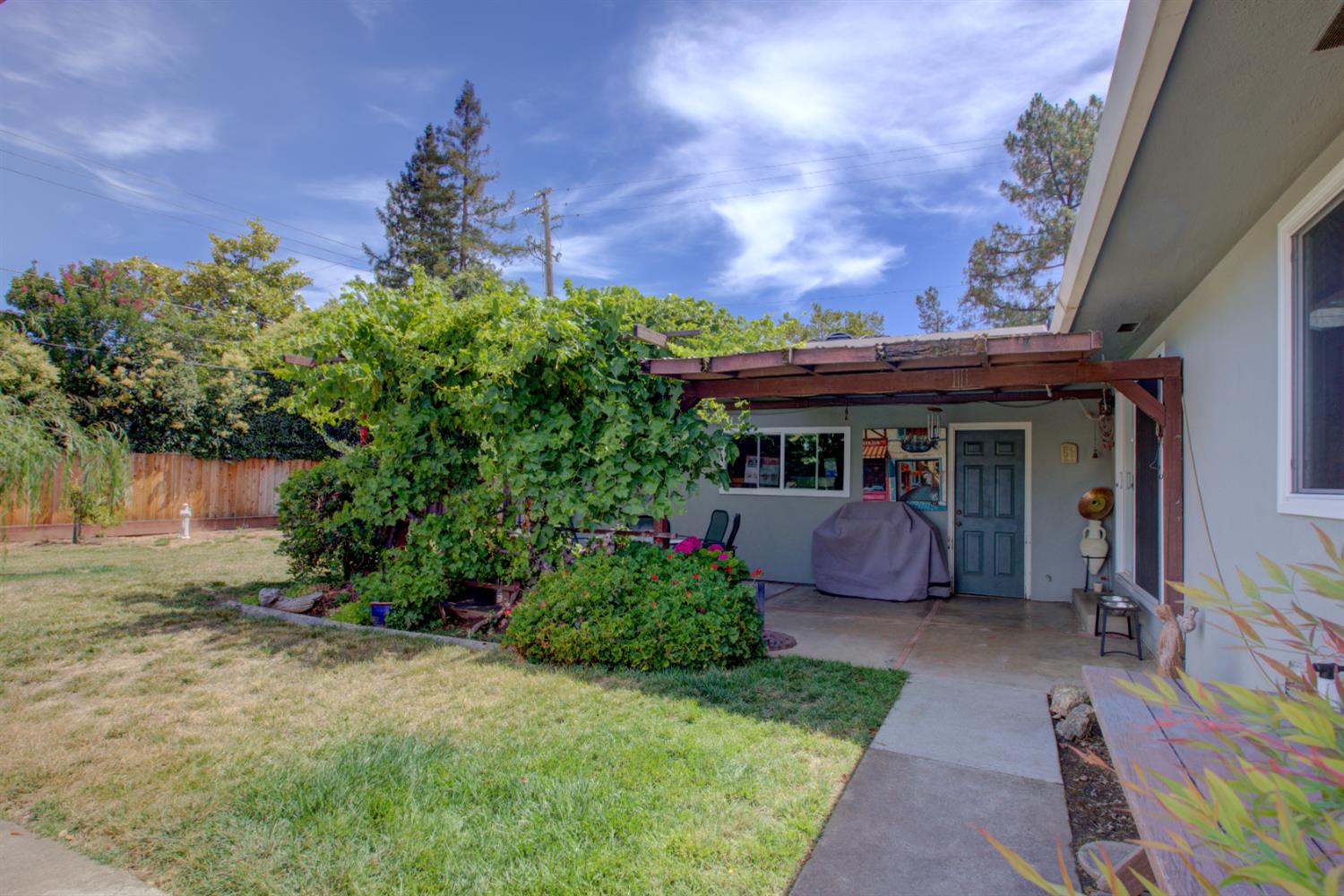 Detail Gallery Image 30 of 41 For 701 W 6th St, Gilroy,  CA 95020 - 3 Beds | 2 Baths