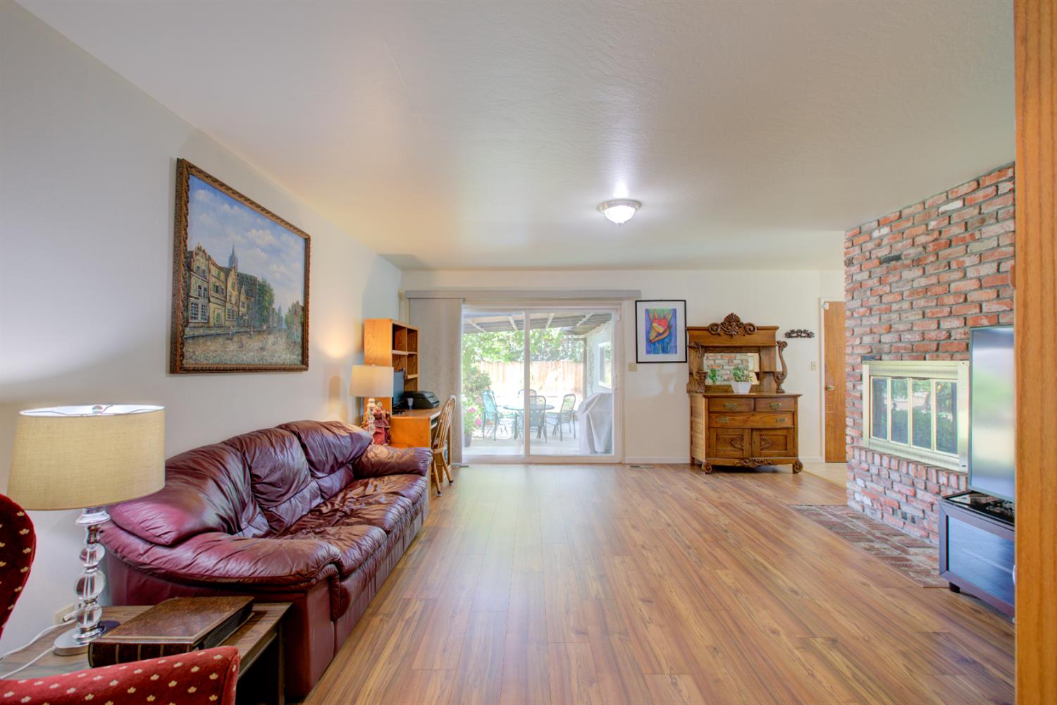 Detail Gallery Image 10 of 41 For 701 W 6th St, Gilroy,  CA 95020 - 3 Beds | 2 Baths