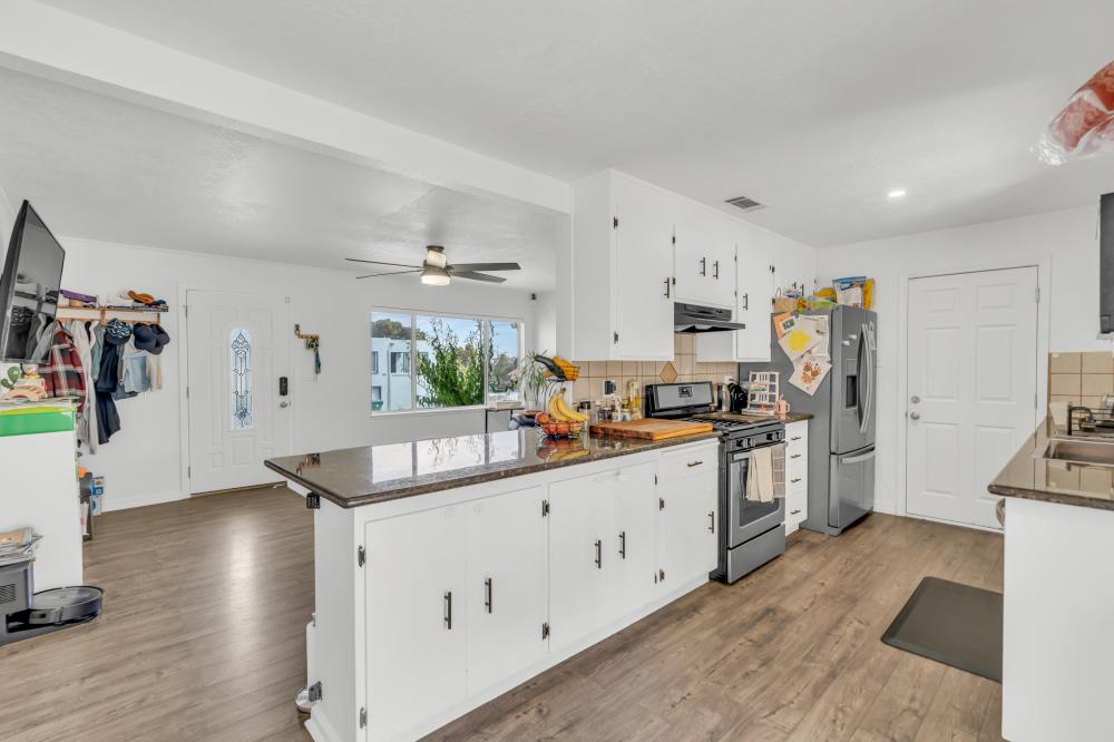 Detail Gallery Image 6 of 17 For 1343 6th Street, Rodeo,  CA 94572 - 2 Beds | 1 Baths