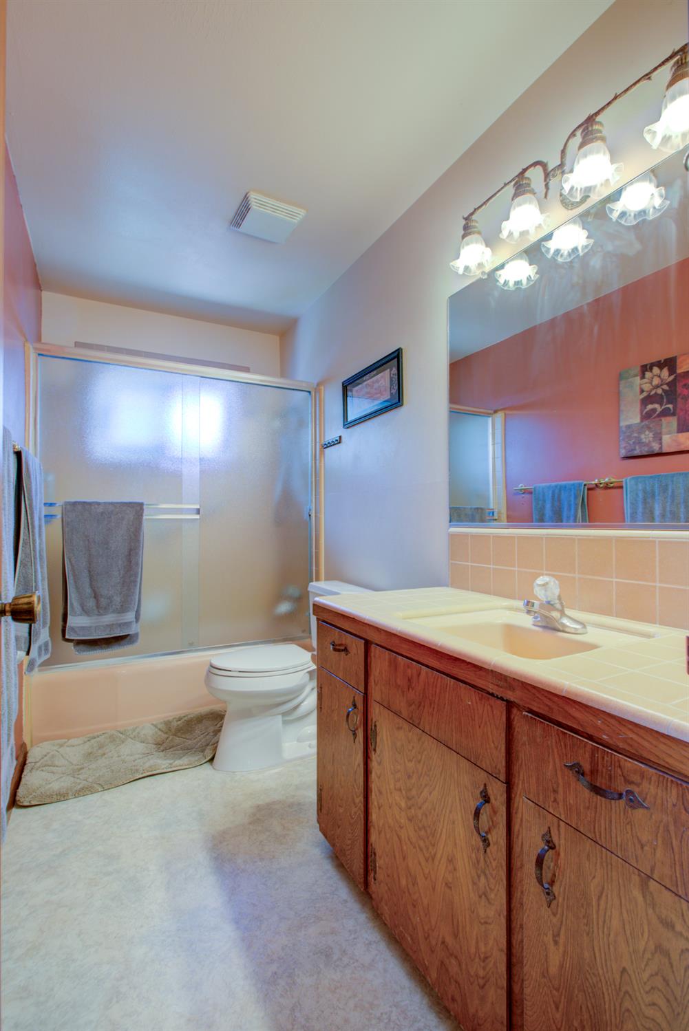Detail Gallery Image 24 of 41 For 701 W 6th St, Gilroy,  CA 95020 - 3 Beds | 2 Baths